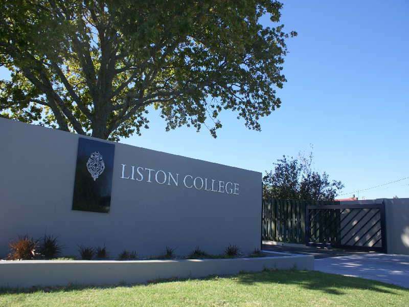 Liston College